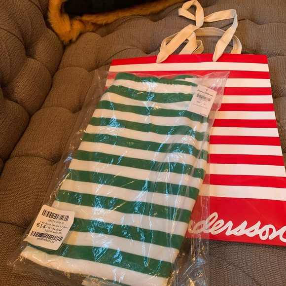 NWT HANNA ANDERSON XS HOLIDAY PJ’S
GREEN/WHITE STRIPES WITH RED SUPERSOFT - Picture 2 of 9